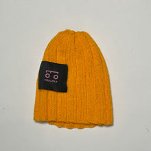 Load image into Gallery viewer, HANDMADE BEANIES <3
