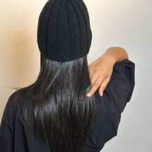 Load image into Gallery viewer, HANDMADE BEANIES <3