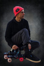Load image into Gallery viewer, HANDMADE BEANIES <3
